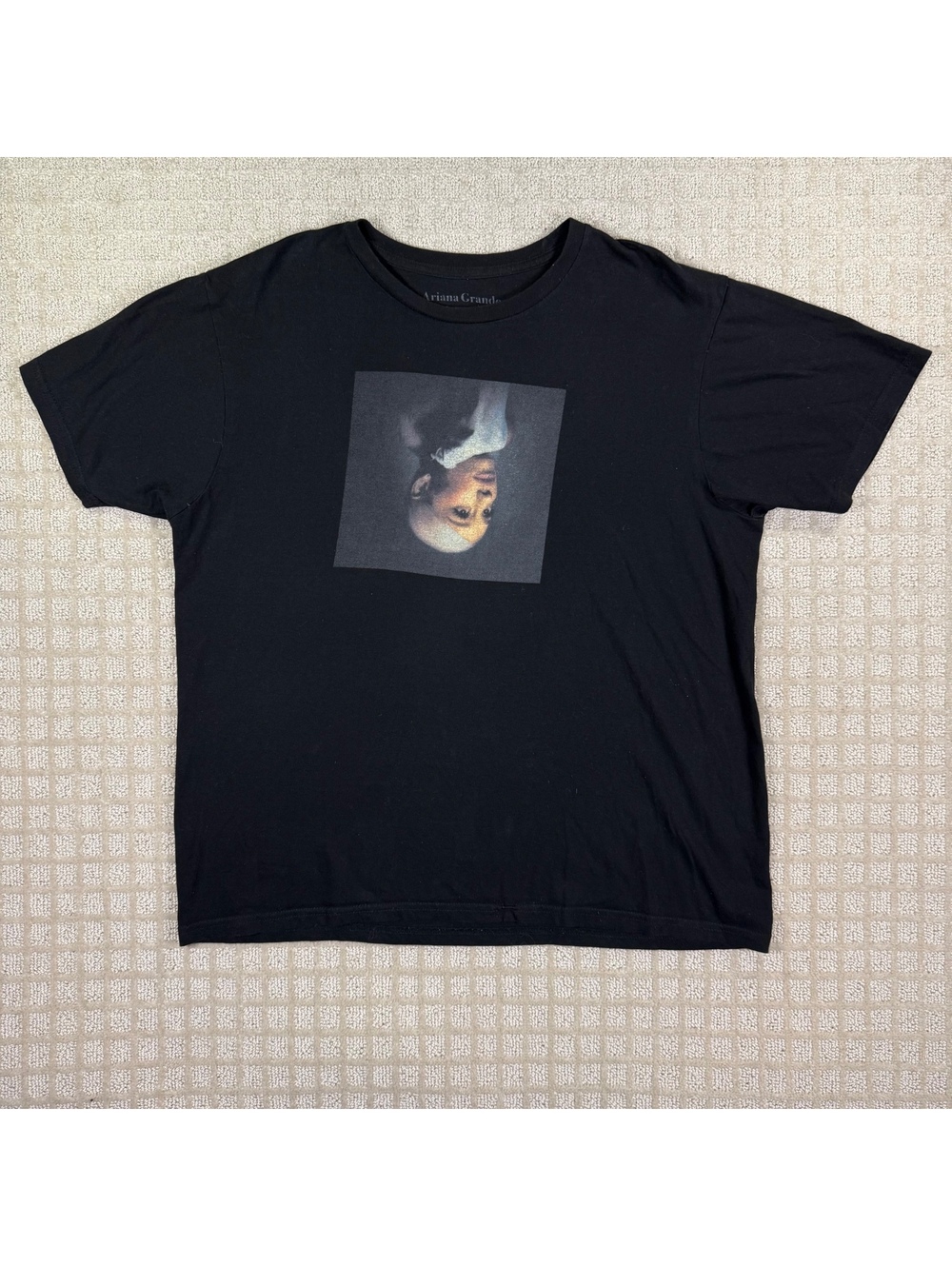Black Ariana Grande Sweetener World Tour T-shirt Women L